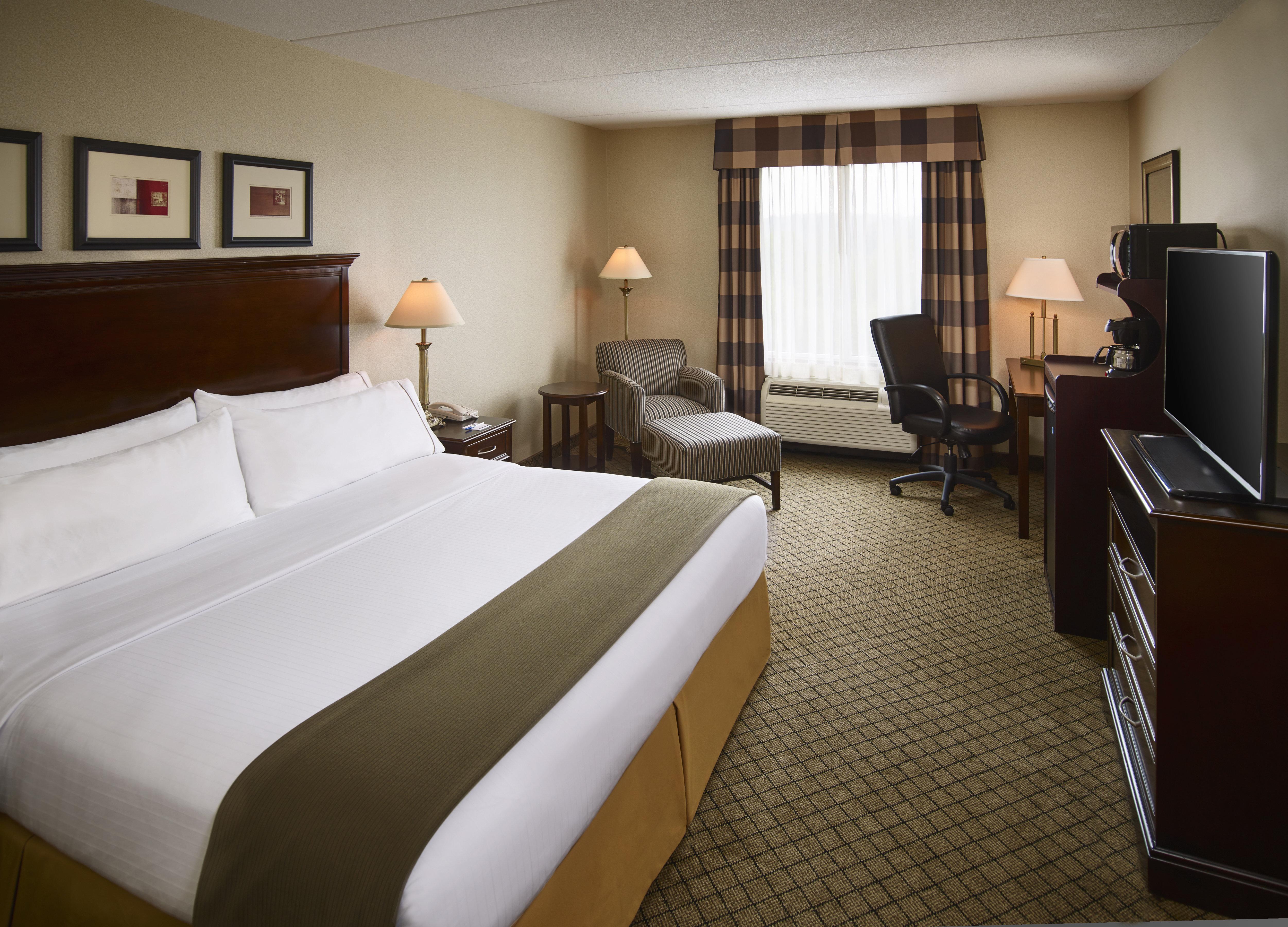 Holiday Inn Express & Suites Huntsville By Ihg Bagian luar foto