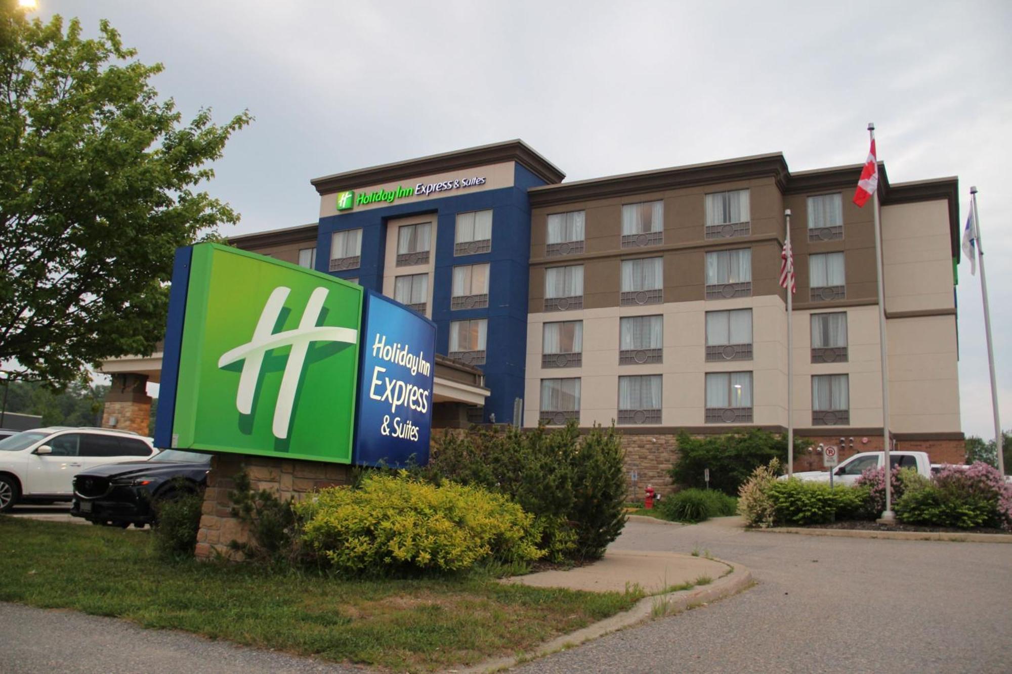 Holiday Inn Express & Suites Huntsville By Ihg Bagian luar foto