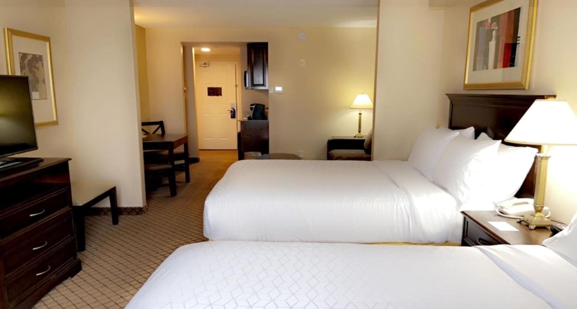 Holiday Inn Express & Suites Huntsville By Ihg Bagian luar foto