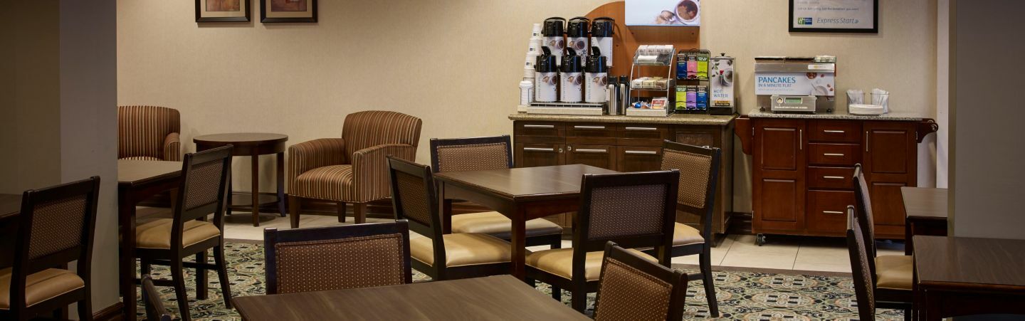Holiday Inn Express & Suites Huntsville By Ihg Bagian luar foto