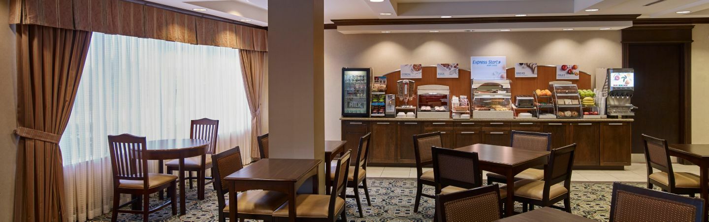 Holiday Inn Express & Suites Huntsville By Ihg Bagian luar foto