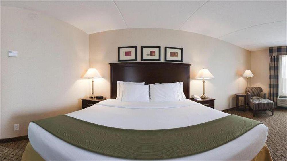 Holiday Inn Express & Suites Huntsville By Ihg Bagian luar foto